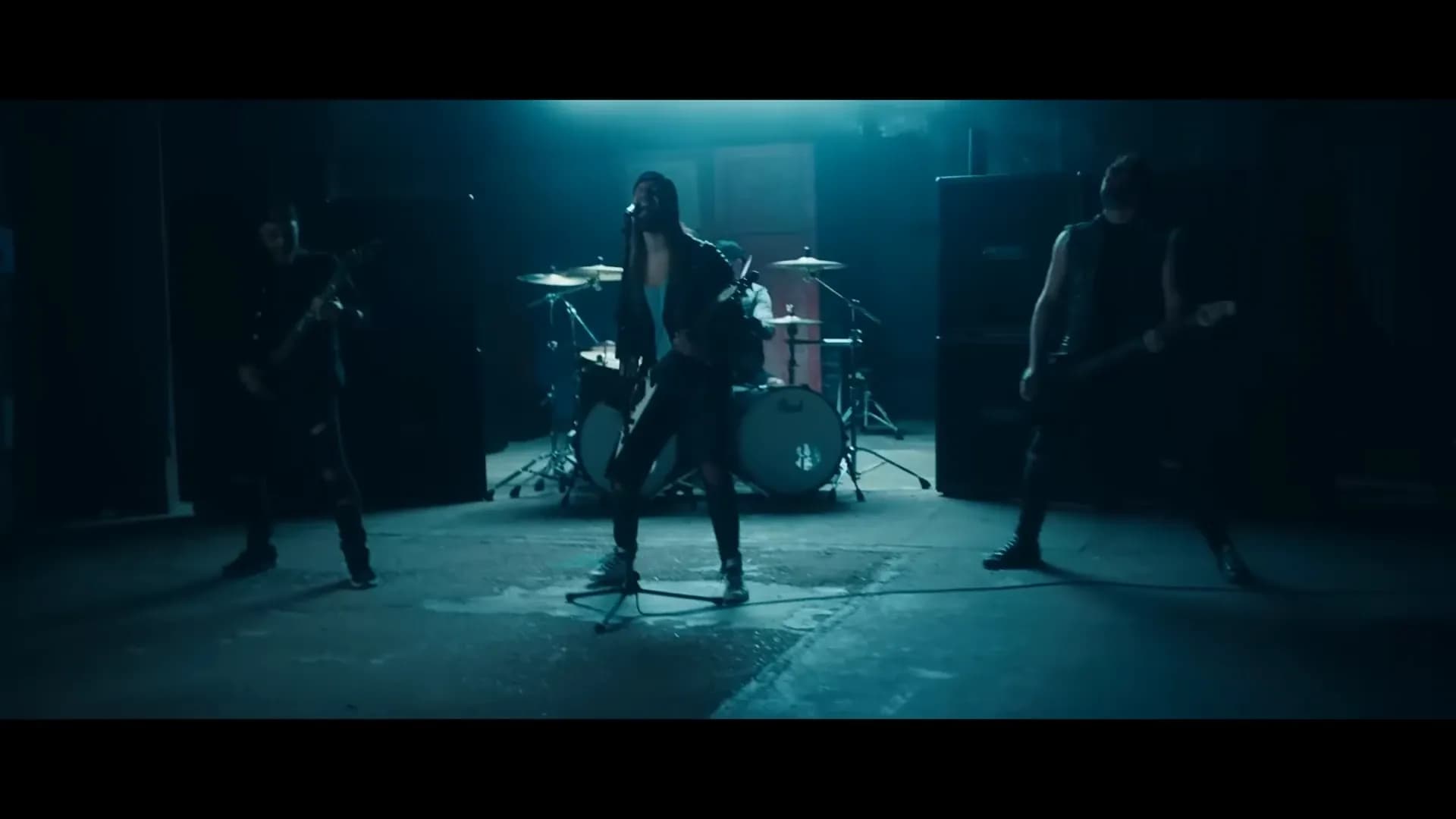Bullet For My Valentine: zobacz klip do utworu "No More Tears To Cry"