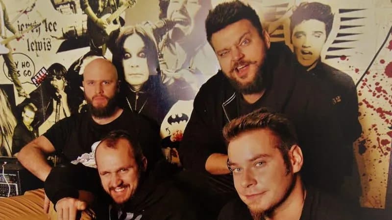Snowblind: zobacz klip do kawałka "Na Dno"