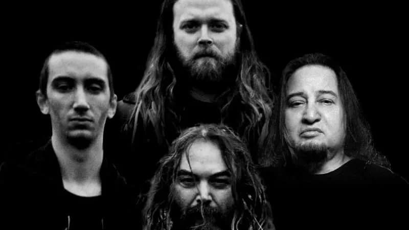 Dino Cazares dołącza do Soulfly!